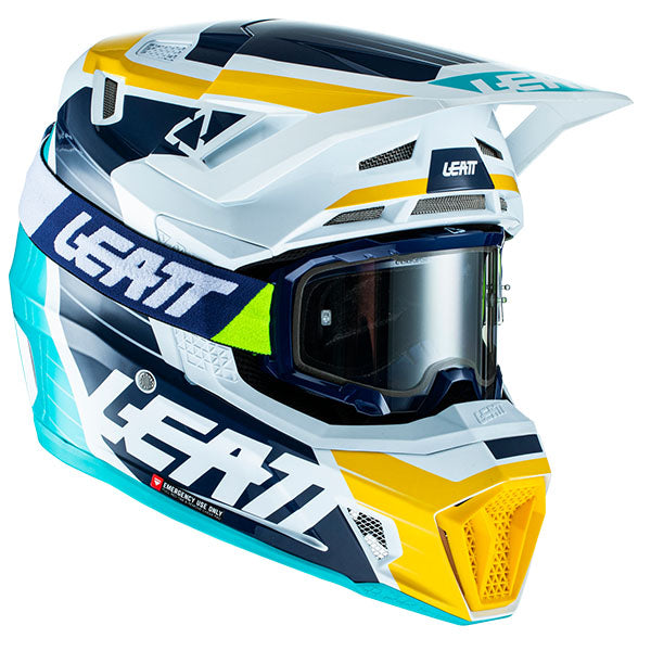 Product image of Leatt, Moto 7.5 V22 Helmet in Black, Colors: Aqua, Black, Cactus, Lime, White, Sizes: 2-2, SKU: 1022010140