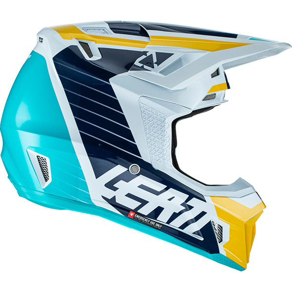Studio product image of Leatt, Moto 7.5 V22 Helmet in Black, Colors: Aqua, Black, Cactus, Lime, White, Sizes: 2-2, SKU: 1022010140
