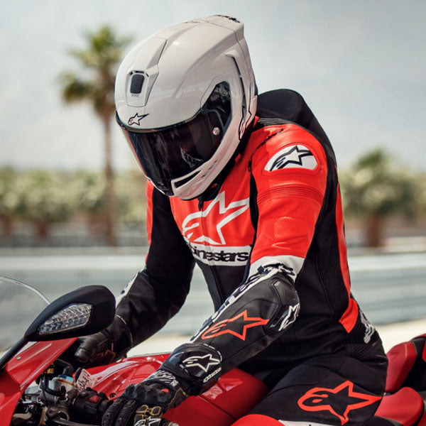 Black Carbon Glossy & Matte product view, lightweight off‑road motorcycle helmet with ventilation and impact protection