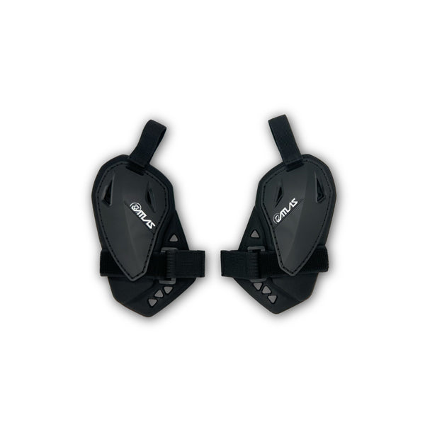 A close-up view of the black Atlas Charger Pee Wee Chest Protector (SKU: A102101000) showing the CE L1 certified shoulder pads. The image highlights the protective, lightweight design.