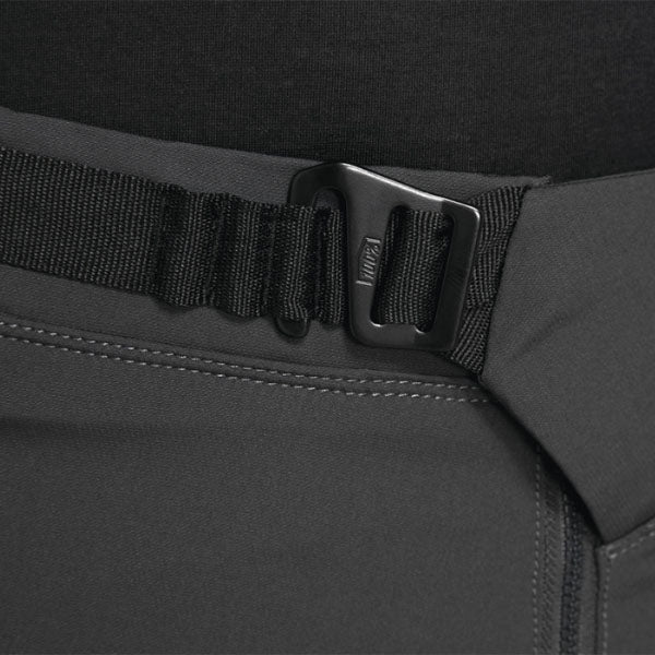 Catalog studio image of 100%, Airmatic Short (MTB), Shorts, SKU 42317-001-28, color options Black, Charcoal, Navy, sizes 28–38, Designed for Mountain Bike, BMX and E-Bike riders
