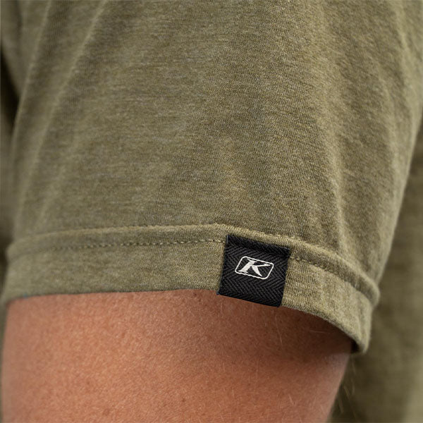 High-resolution studio image of Klim Mountain Peak Tri-Blend Tee; showing tee fit, printed graphics, and crew neckline; SKU 3691-000-120-281
