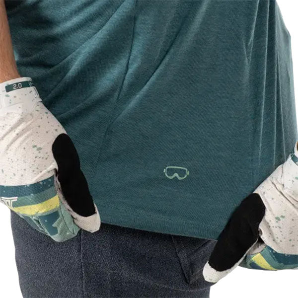 Studio product image of Leatt, Gravity 1.0 Jersey (MTB) Mountain Bike in Loam, Colors: Black, Loam, Mint, Teal, Sizes: 2-2, SKU: 5025020121