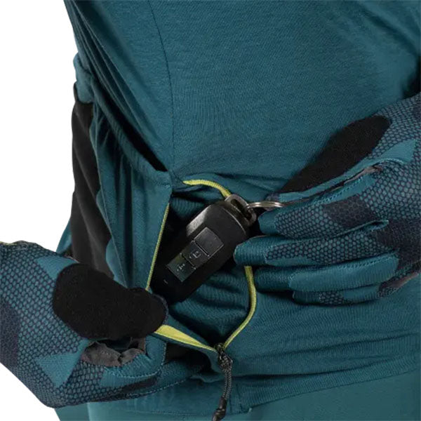 Product image of Leatt, MTB Endurance 4.0 Long Sleeve Jersey in Black, Colors: Black, Lava, Teal, Sizes: 2-3, SKU: 5025103360