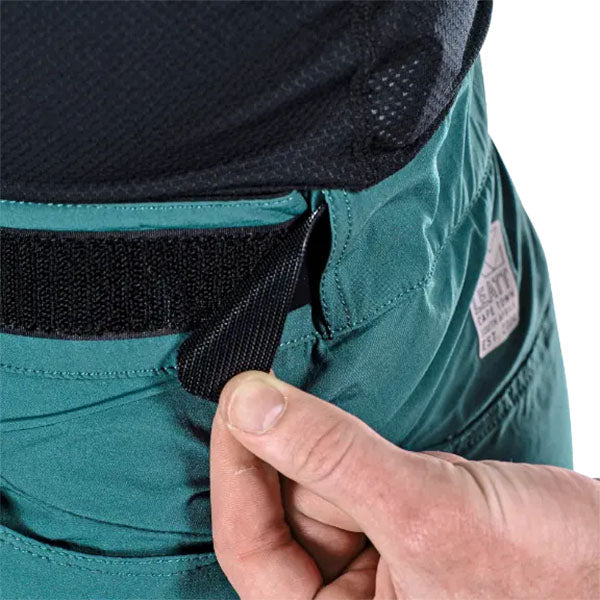 Product photo showing Leatt, Trail 3.0 Shorts (MTB) Mountain Bike in Teal, Colors: Black, Teal, Sizes: 28-40, SKU: 5025104141
