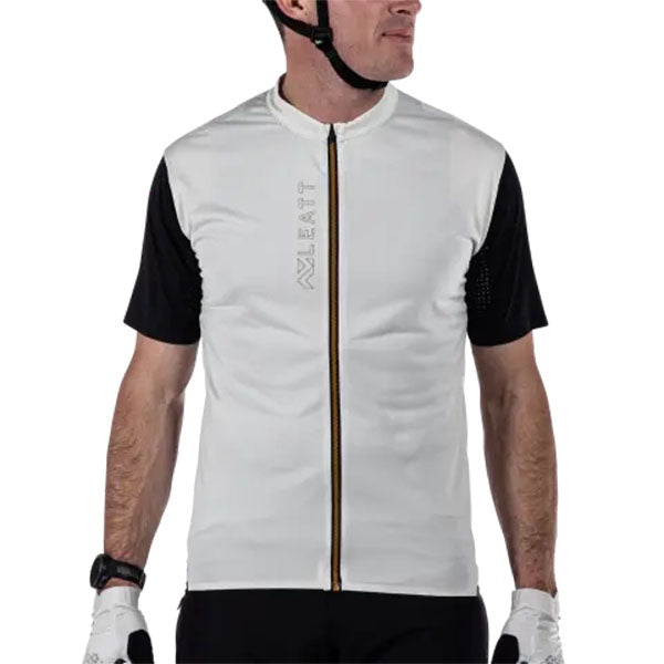 Studio product image of Leatt, Trail 3.0 Jersey (MTB) Mountain Bike in Pistachio, Colors: Black, Cream, Lava, Pistachio, Sizes: 2-3, SKU: 5025103824