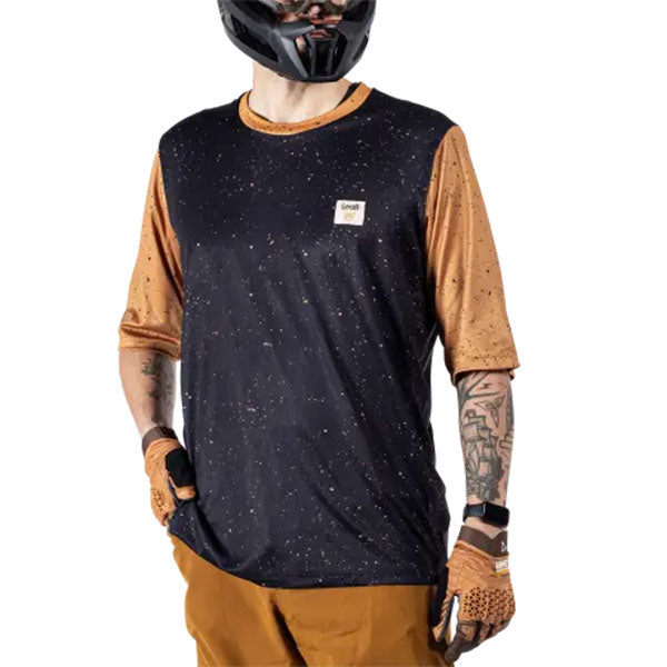 Product image of Leatt, Enduro 3.0 Jersey (MTB) Mountain Bike in Graphite, Colors: Black, Graphite, Pistachio, Rust, Sizes: 2-3, SKU: 5025010244