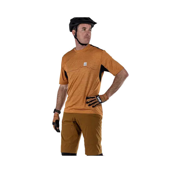 Studio product image of Leatt, Trail 1.0 Jersey (MTB) Mountain Bike in Black, Colors: Black, Loam, Rust, Teal, Sizes: 2-3, SKU: 5025103905