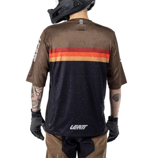 Studio product image of Leatt, Enduro 3.0 Jersey (MTB) Mountain Bike in Pistachio, Colors: Black, Graphite, Pistachio, Rust, Sizes: 2-3, SKU: 5025010244