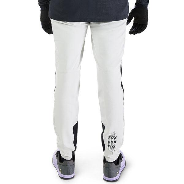 Product image of Fox Racing - Defend Park Pants (MTB) SKU:33656-097-36 | Sizes: 28–38 | Designed for Mountain Bike, BMX and E-Bike riders | Available at BTO Sports