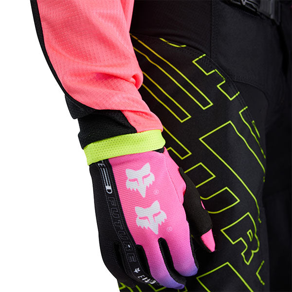 Interior label and fabric texture of Pink Youth 180 Elevated Jersey (SKU: 33551-170)
