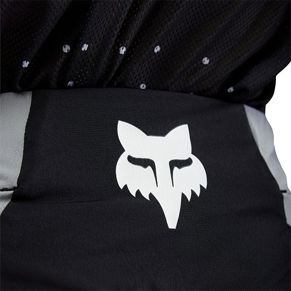Close-up of waistband and closure system on Black Ranger Air Off-Road Pants (SKU: 33545-001)