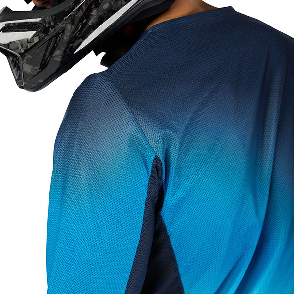 Interior label and fabric texture of Teal 180 Air Haze Jersey (SKU: 33536-329)
