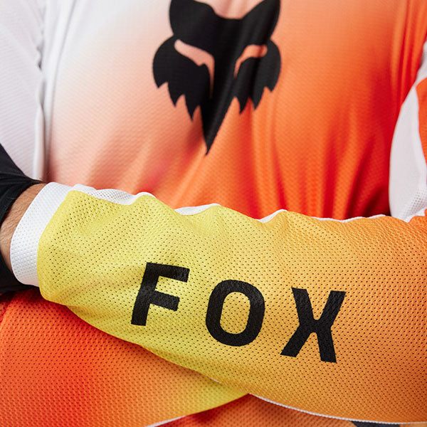 Flat lay of White 180 Air Haze Jersey (SKU: 33536-008), showing full silhouette