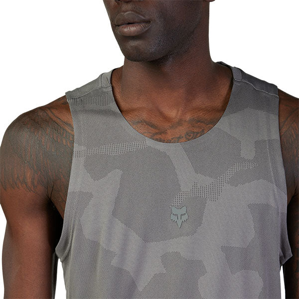Crisp studio image on a white background of Fox Racing; showing sleeveless cut, hem shape, and printed or woven branding; SKU 30977-461-S