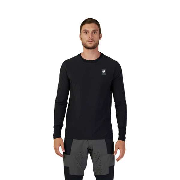 Product image of Fox Racing - Defend Thermal Jersey (MTB) SKU:33788-282-S | Sizes: SM–XL | Designed for Mountain Bike, BMX and E-Bike riders | Available at BTO Sports