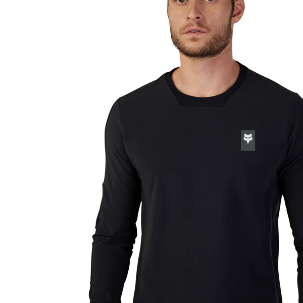Product image of Fox Racing - Defend Thermal Jersey (MTB) SKU:33788-282-XL | Sizes: SM–XL | Designed for Mountain Bike, BMX and E-Bike riders | Available at BTO Sports