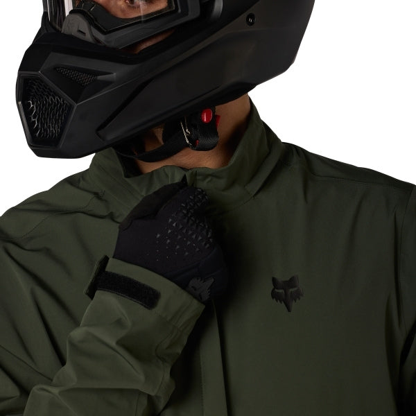 Fox Racing Ranger OR Packable Rain Jacket in Ivy, full modeled front view, with the high collar or hood, full front zipper, zippered pockets, adjustable cuffs, shaped rear hem, and Fox chest logo. Available options—Color: Black, Ivy; Size: SM, MD, LG, XL, 2X, 3X. SKU 38699-304-XL. UPC 198571079027.