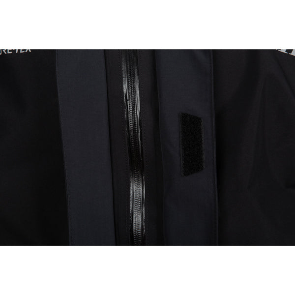Crisp studio image on a white background of Klim Forecast Jacket; showing outer material, seams, and closures; SKU 3333-002-120-000; Colors: Black