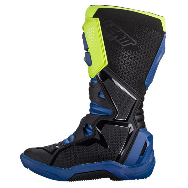 Detailed product image of Leatt, 3.5 Boots in Stealth, Colors: Blue, Orange, Red, Stealth, White, Sizes: 7-13, SKU: 3024050324
