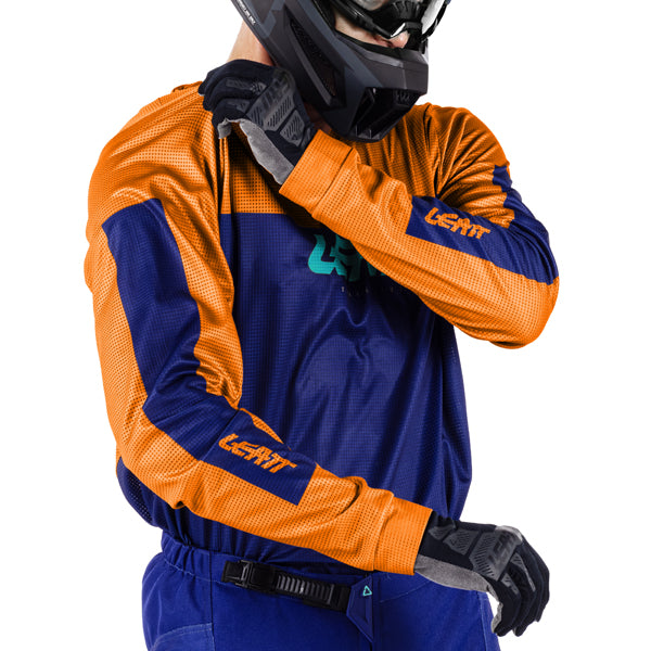 Detailed product image of Leatt, V26 Moto 3.5 Jersey in Brown, Colors: Blue, Brown, Orange, Red, Retro Pink, Stealth Black/Grey, Storm Teal, Sizes: 2-5, SKU: 5026020542