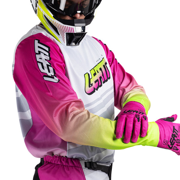 Detailed product image of Leatt, V26 Moto 3.5 Jersey in Red, Colors: Blue, Brown, Orange, Red, Retro Pink, Stealth Black/Grey, Storm Teal, Sizes: 2-5, SKU: 5026020542