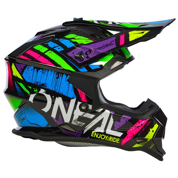 High-resolution studio image of O'Neal, 2 Series Glitch V.23 Helmet (Youth), color options Black/White, Multi, sizes Y-SM, Y-MD, Y-LG