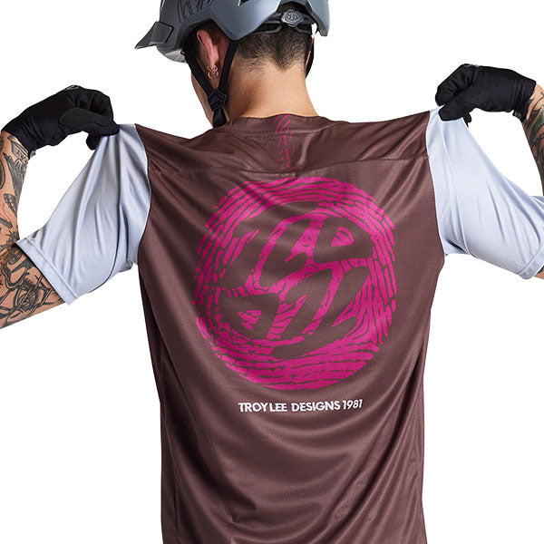Product image of Troy Lee Designs - Flowline SS Flipped Jersey (MTB) SKU:335479013 | Sizes: SM, MD, LG, XL, 2XL | Designed for Mountain Bike, BMX and E-Bike riders | Available at BTO Sports