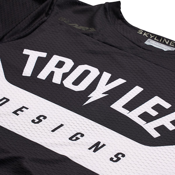 Product image of Troy Lee Designs - Skyline Air SS Aircore Jersey (MTB) SKU:337993003 | Sizes: SM, MD, LG, XL, 2XL | Designed for Mountain Bike, BMX and E-Bike riders | Available at BTO Sports