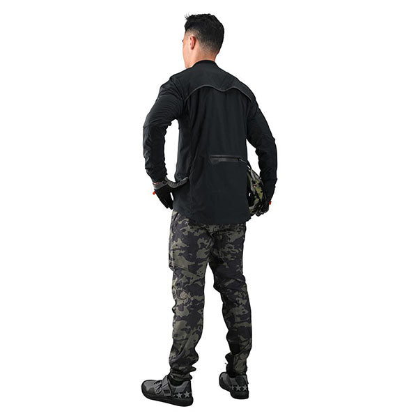 Product image of Troy Lee Designs - Shuttle Jacket (MTB) SKU:861503004 | Sizes: XS–2X | Designed for Mountain Bike, BMX and E-Bike riders | Available at BTO Sports
