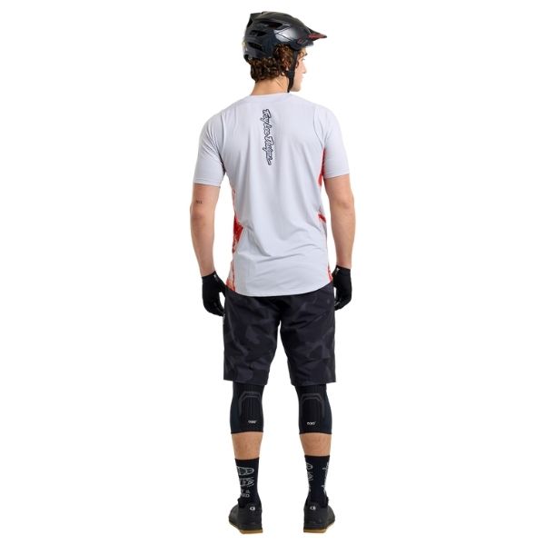 Product image of Troy Lee Designs - Skyline Elemental Jersey (MTB) SKU:319879003 | Sizes: SM–XL | Designed for Mountain Bike, BMX and E-Bike riders | Available at BTO Sports