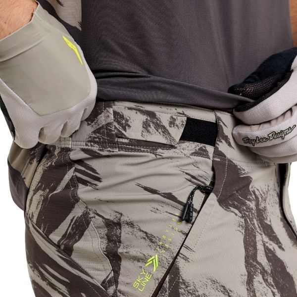 Product image of Troy Lee Designs - Skyline Elemental Shell Shorts (MTB) SKU:238879012 | Sizes: 30–38 | Designed for Mountain Bike, BMX and E-Bike riders | Available at BTO Sports