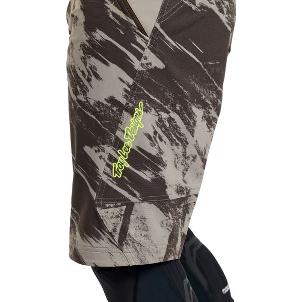 Product image of Troy Lee Designs - Skyline Elemental Shell Shorts (MTB) SKU:238879012 | Sizes: 30–38 | Designed for Mountain Bike, BMX and E-Bike riders | Available at BTO Sports