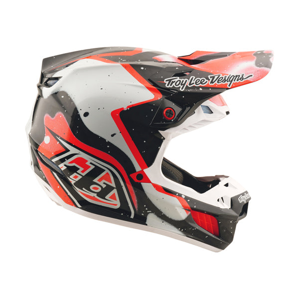 Professional studio photo of Troy Lee Designs - SE5 Carbon Membrane MIPS Helmet; showing helmet shell shape and vent layout; SKU 1717700; Colors: Black/Red