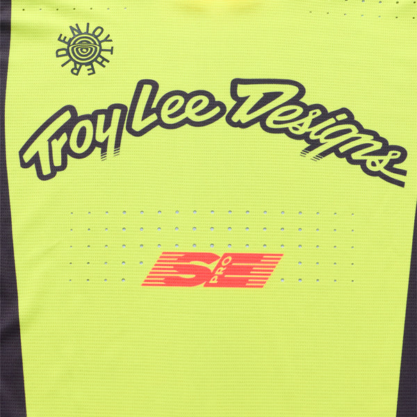 Professional studio photo of Troy Lee Designs - SE Pro Roam Jersey; showing fabric texture, panel layout, and graphics; SKU 3017720; Sizes: S-2XL