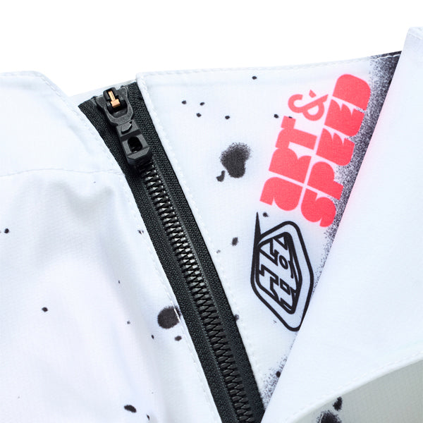 Clean studio shot of Troy Lee Designs - SE Ultra Membrane Pants; showing panel layout, seams, and overall cut; SKU 2547700; Sizes: 28-38