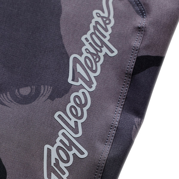 Troy Lee Designs - Skyline Pro Flow Camo Pants (MTB) mountain bike pants product shown from another angle sku 207023001