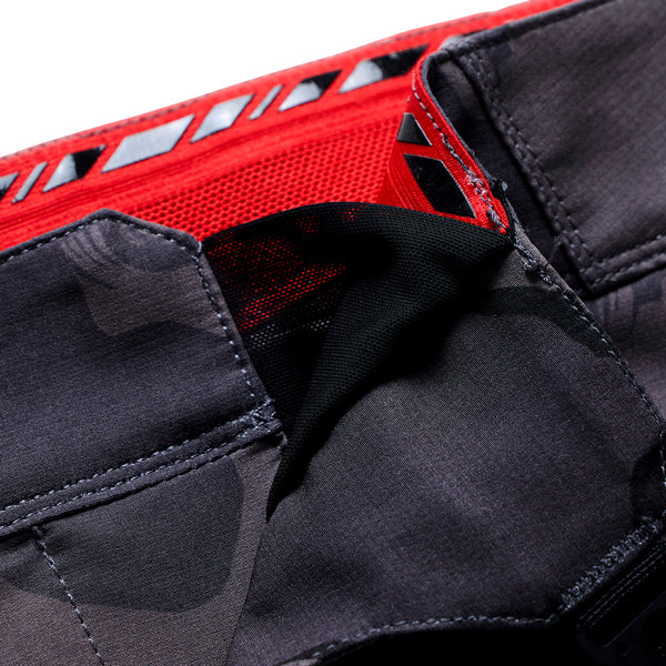 Troy Lee Designs - Skyline Pro Flow Camo Pants (MTB) mountain bike pants product shown from another angle sku 207023001