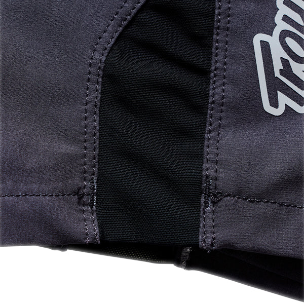Troy Lee Designs - Skyline Pro Air Mono Shell Shorts (MTB) mountain bike shorts product shown from another angle sku 222027001
