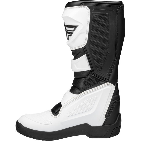 Fly Racing Maverik LT Boots product image in Blk sizes 7, 8, 9, 10, 11, 12, 13, 14 SKU 364-6600. Boots | Available at BTO Sports