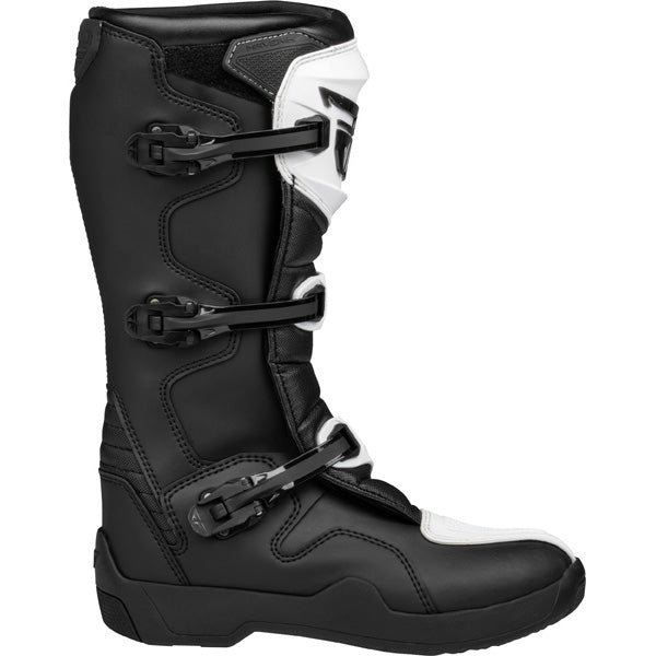 Fly Racing Maverik LT Boots product image in Blk sizes 7, 8, 9, 10, 11, 12, 13, 14 SKU 364-6600. Boots | Available at BTO Sports