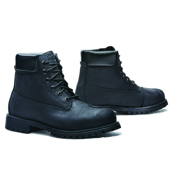 Product image of forma elite boot blk motocross boots showing design and colorway | Available at BTO Sports