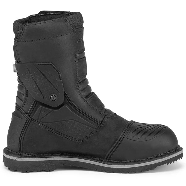 Forma - Terra Evo Low Dry Boots motorcycle boots product shown from another angle sku FOTRLBK38