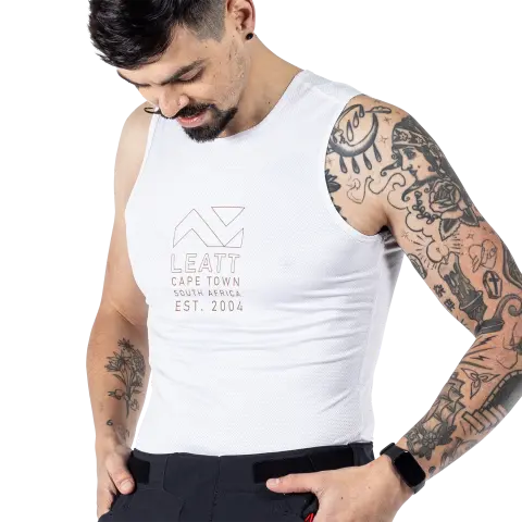 Detailed product image of Leatt, Sleeveless Base Shirt in Black, Colors: Black, White, Sizes: LG, MD, SM, XL, XS, SKU: 5025202106