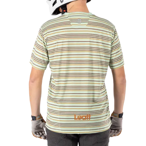 Detailed product image of Leatt, Gravity 1.0 Jersey (MTB) Mountain Bike in Teal, Colors: Black, Loam, Mint, Teal, Sizes: 2-2, SKU: 5025020121