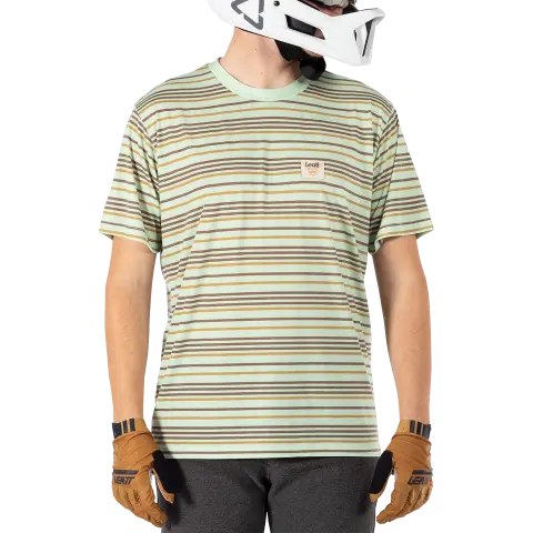 Product image of Leatt, Gravity 1.0 Jersey (MTB) Mountain Bike in Teal, Colors: Black, Loam, Mint, Teal, Sizes: 2-2, SKU: 5025020121
