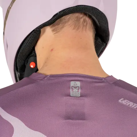 Product image of Leatt, Gravity 3.0 Jersey (MTB) Mountain Bike in Black, Colors: Black, Desert, Glamis, Lavender, Sizes: 2-3, SKU: 5025010862