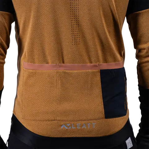 Detailed product image of Leatt, Trail 4.0 Jersey (MTB) Mountain Bike in Peanut, Colors: Black, Peanut, Teal, Sizes: 2-3, SKU: 5025103724