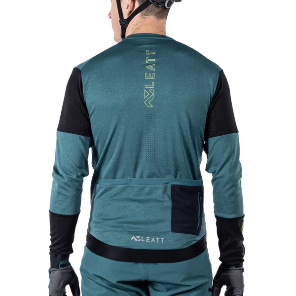 Studio product image of Leatt, Trail 4.0 Jersey (MTB) Mountain Bike in Black, Colors: Black, Peanut, Teal, Sizes: 2-3, SKU: 5025103724