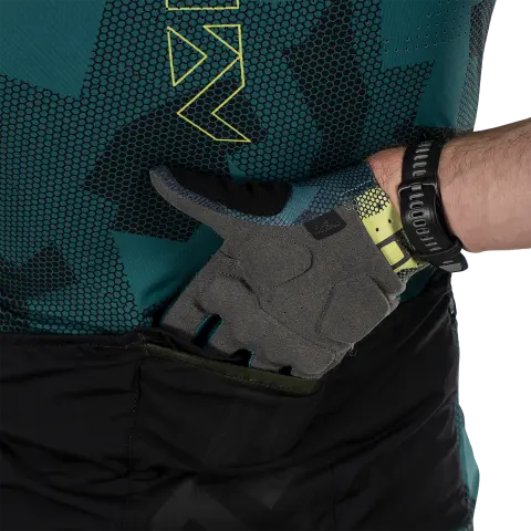 Product photo showing Leatt- Endurance 5.0 Jersey (MTB) Mountain Bike in Mojito, Colors: Art, Black, Mojito, Teal, Velvet, Sizes: 2-3, SKU: 5025103502
